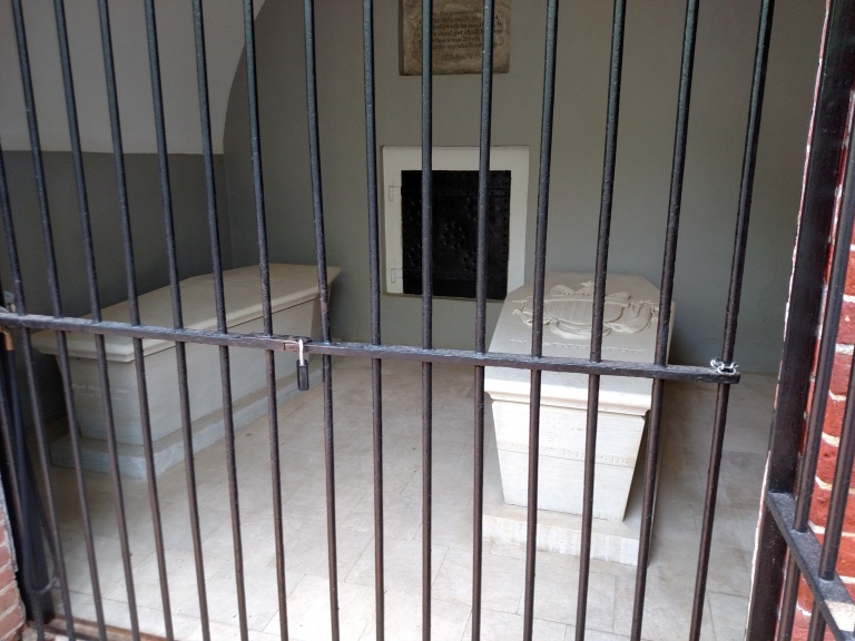Mount Vernon tomb